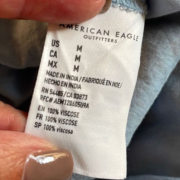 American Eagle Womens Floral Romper Shorts Wrap Short Sleeve Multicolor‎ Medium - Picture 7 of 9